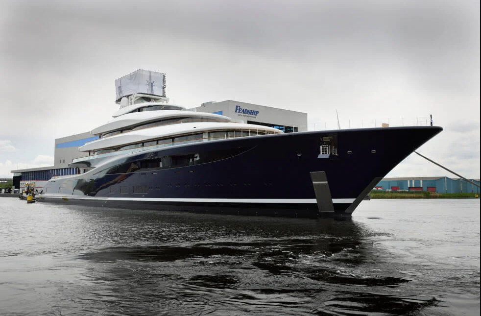 FEADSHIP PROJECT 821 - A 390-FOOT HYDROGEN FUEL CELL SUPERYACHT 8